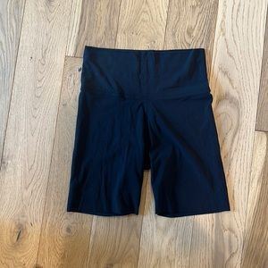 Nike one luxe bike shorts